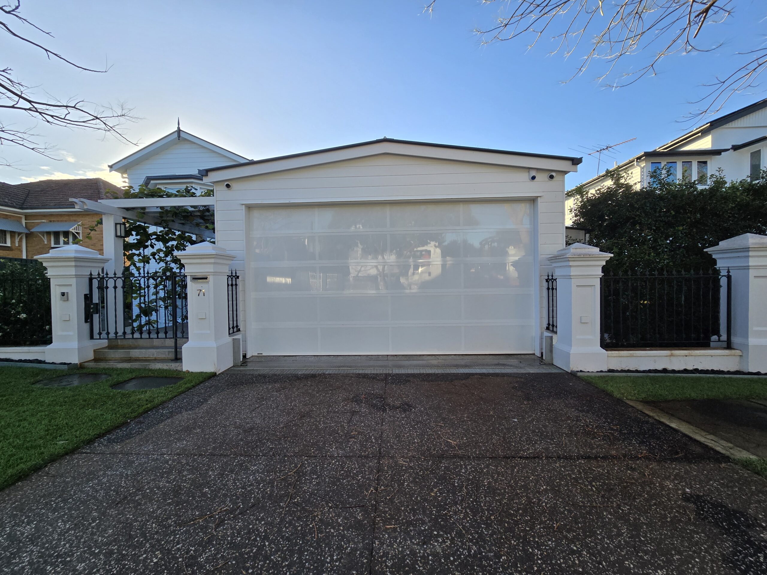 automatic-driveway-flood-barrier-ascot-qld