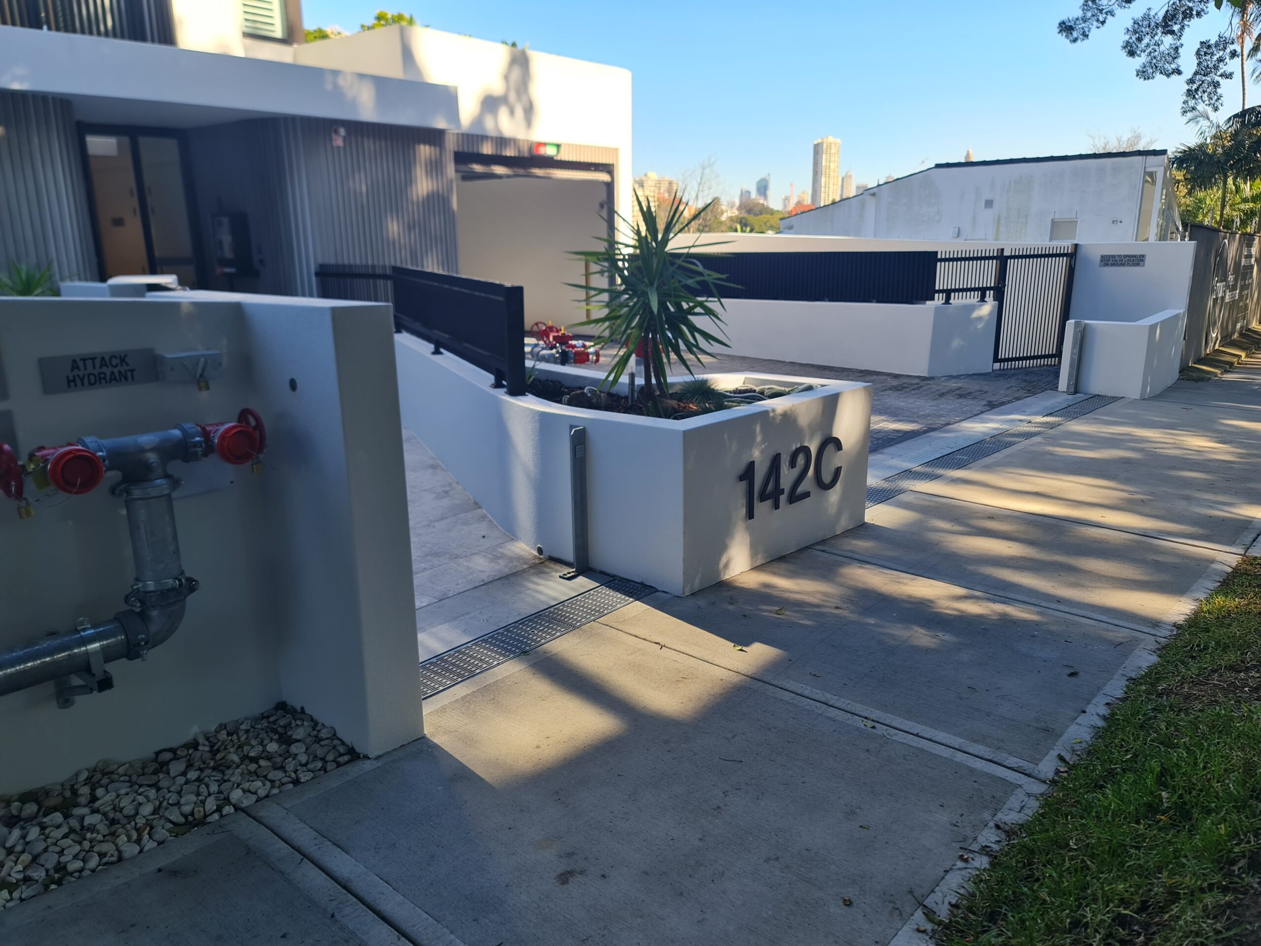 automatic-driveway-flood-barrier-bellevue hill-nsw