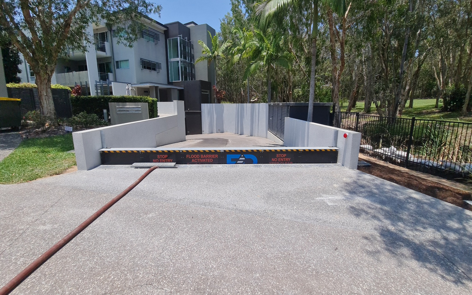self-activating-flood-barrier-australia